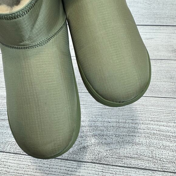 Roxy Women's Green Pow Faux Fur Lined Pull On Booties Size 10 - Picture 2 of 10